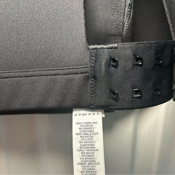 NWT NIKE Alpha Women's High-Support Padded Zip-Front Sports Bra- Black/ Size XS - Picture 7 of 9